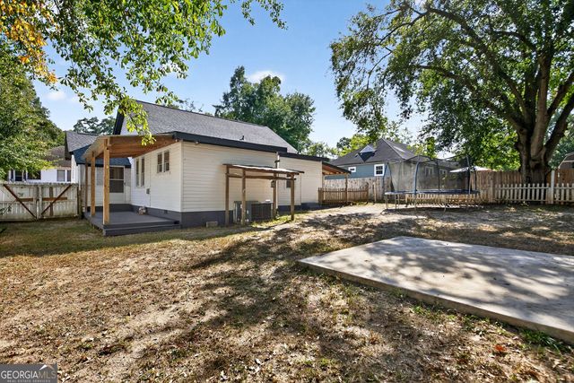 208 Royal Avenue, Hogansville, GA 30230