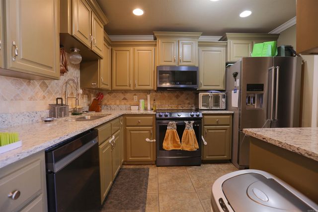 108 Hunter Circle, Beebe, AR 72012