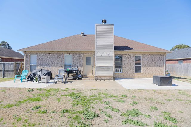 108 Hunter Circle, Beebe, AR 72012