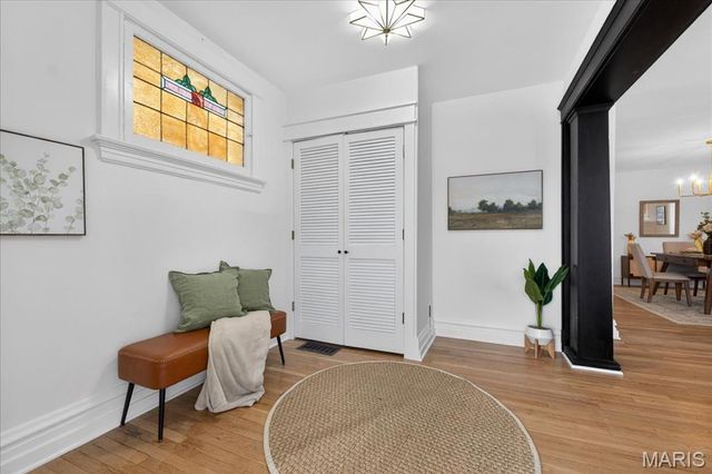 5809 Gravois Avenue, St Louis, MO 63116