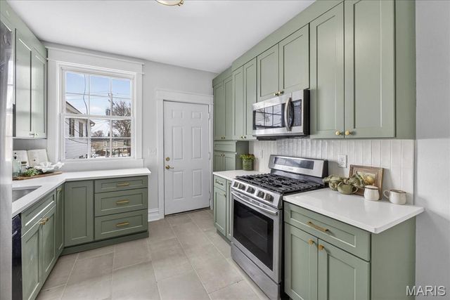 5809 Gravois Avenue, St Louis, MO 63116