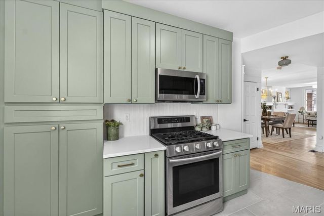 5809 Gravois Avenue, St Louis, MO 63116