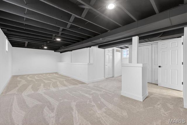 5809 Gravois Avenue, St Louis, MO 63116