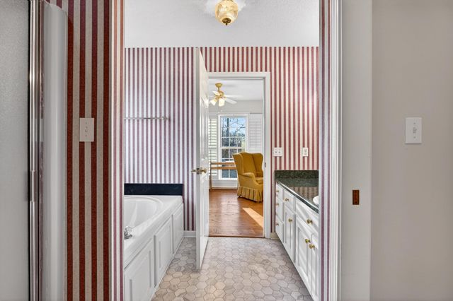 834 Indian Trail Run, Inman, SC 29349