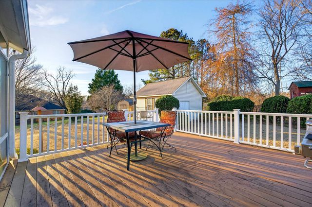 834 Indian Trail Run, Inman, SC 29349