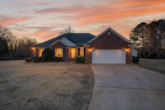 834 Indian Trail Run, Inman, SC 29349