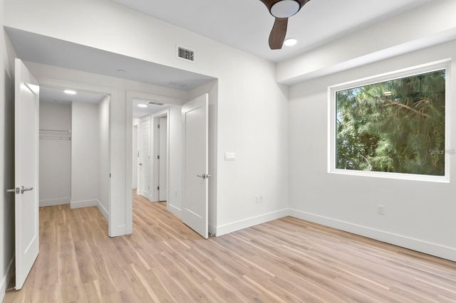 864 N OSCEOLA AVE, Clearwater, FL 33755