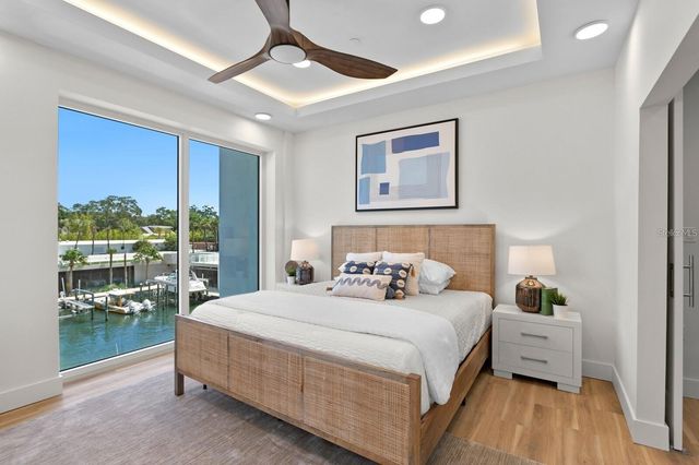 864 N OSCEOLA AVE, Clearwater, FL 33755