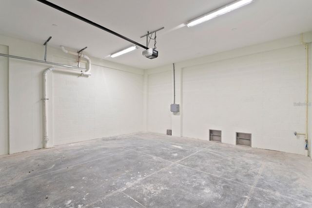 864 N OSCEOLA AVE, Clearwater, FL 33755