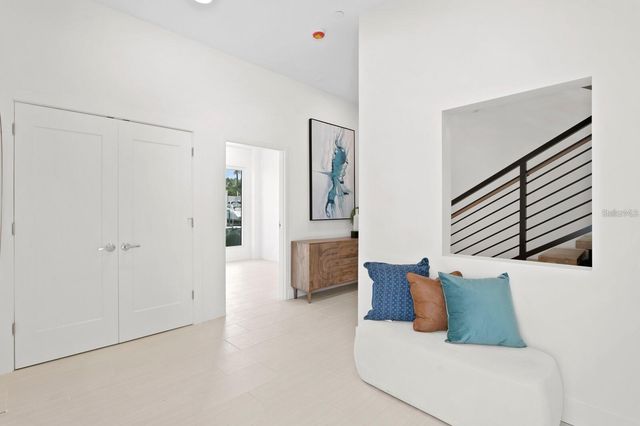 864 N OSCEOLA AVE, Clearwater, FL 33755