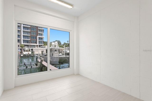 864 N OSCEOLA AVE, Clearwater, FL 33755