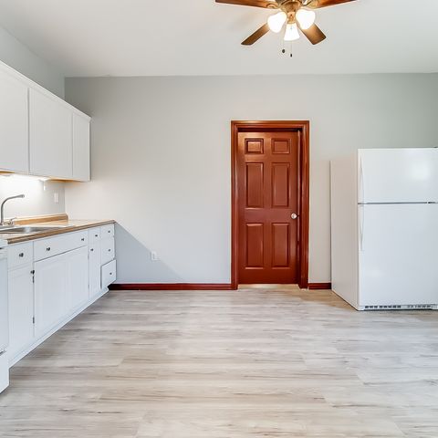 2937 S Adams Street, Fort Worth, TX 76110