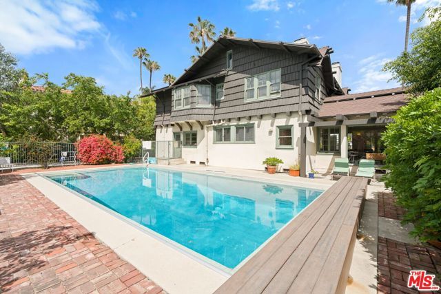 801 N Rodeo Drive, Beverly Hills, CA 90210