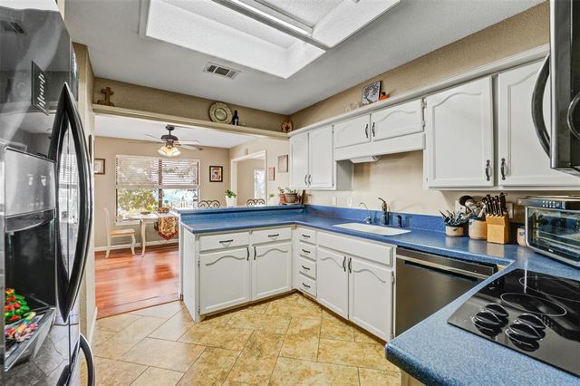 21013 Ridgeview LOOP, Lago Vista, TX 78645