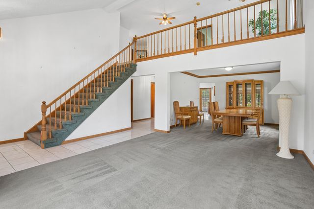 1280 N Aspen Way, Addison, IL 60101