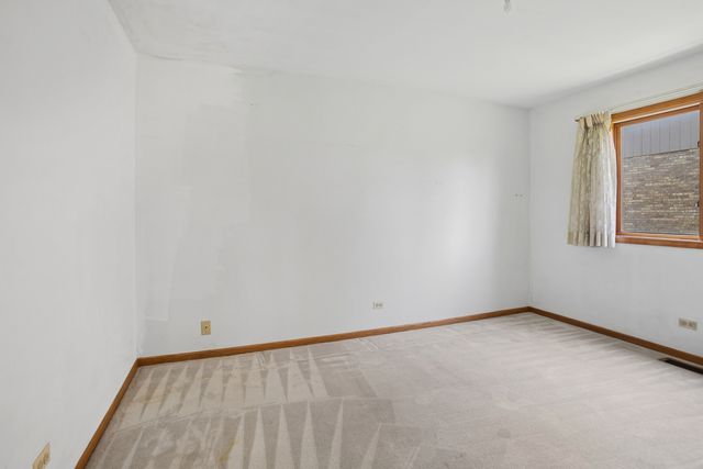 1280 N Aspen Way, Addison, IL 60101