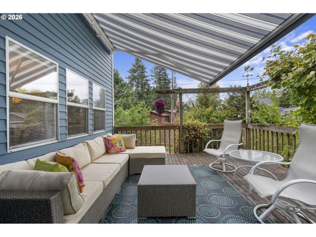 2275 Sw 77TH Pl, Portland, OR 97225