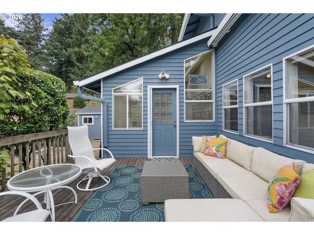2275 Sw 77TH Pl, Portland, OR 97225