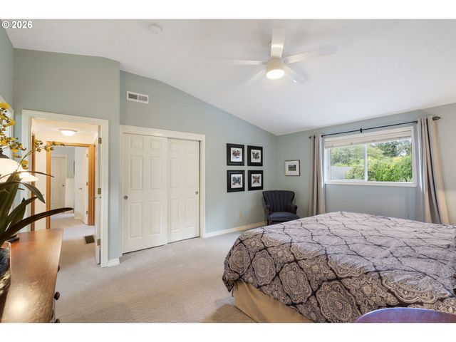 2275 Sw 77TH Pl, Portland, OR 97225