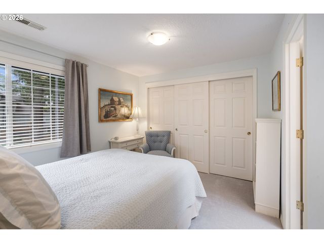 2275 Sw 77TH Pl, Portland, OR 97225