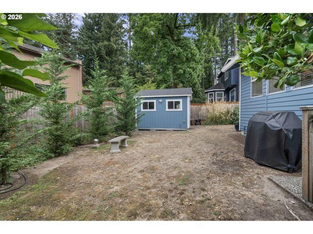 2275 Sw 77TH Pl, Portland, OR 97225