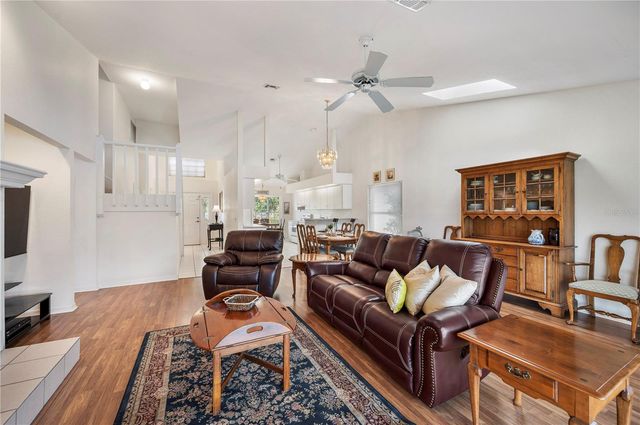 725 PENINSULAR DRIVE, Lakeland, FL 33813