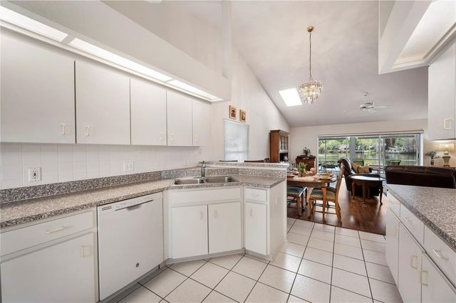 725 PENINSULAR DRIVE, Lakeland, FL 33813