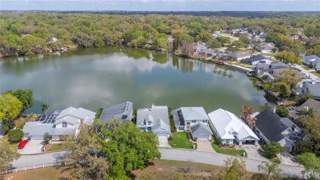 725 PENINSULAR DRIVE, Lakeland, FL 33813