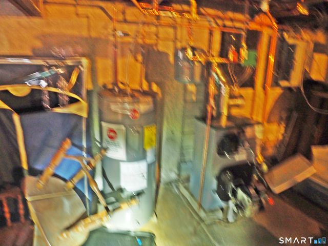 341 Lounsbury Street, Waterbury, CT 06706