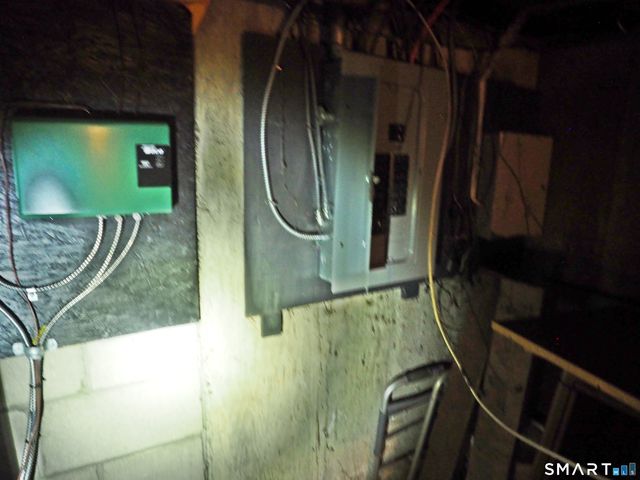 341 Lounsbury Street, Waterbury, CT 06706