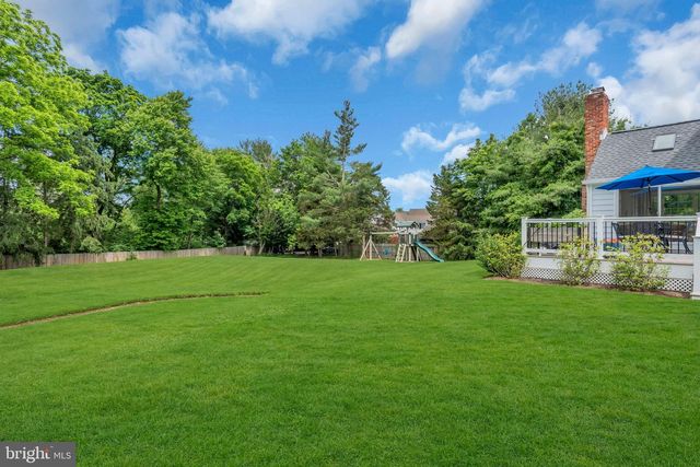 9 CHADWELL CT, Pennington, NJ 08534