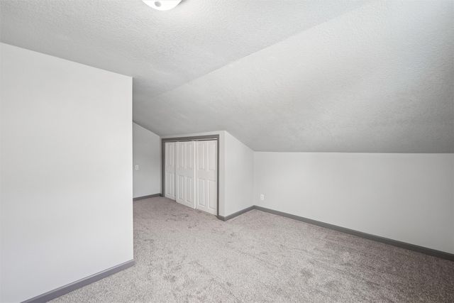 2400 45th Street, Des Moines, IA 50310