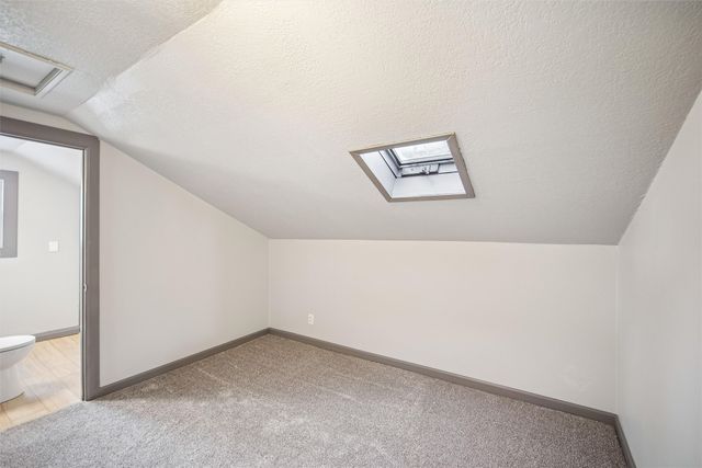 2400 45th Street, Des Moines, IA 50310