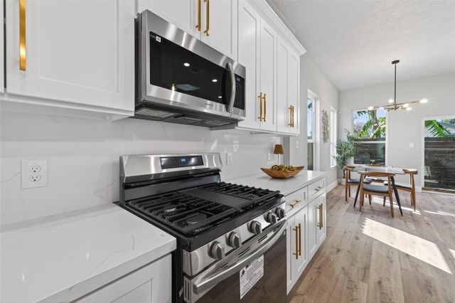 4115 Yale Street, Houston, TX 77018