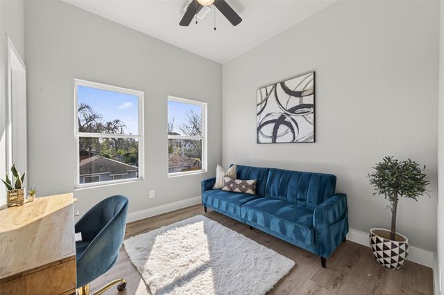 4115 Yale Street, Houston, TX 77018