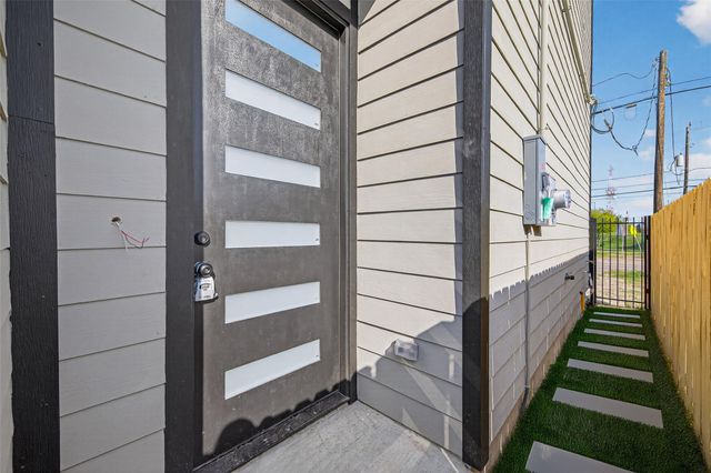 4115 Yale Street, Houston, TX 77018