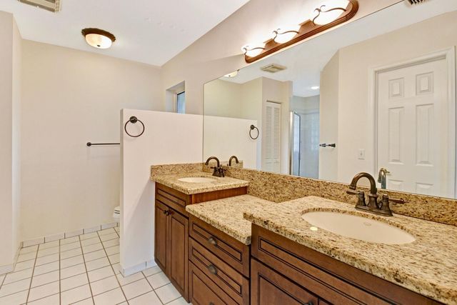 17707 127th Drive N, Jupiter, FL 33478