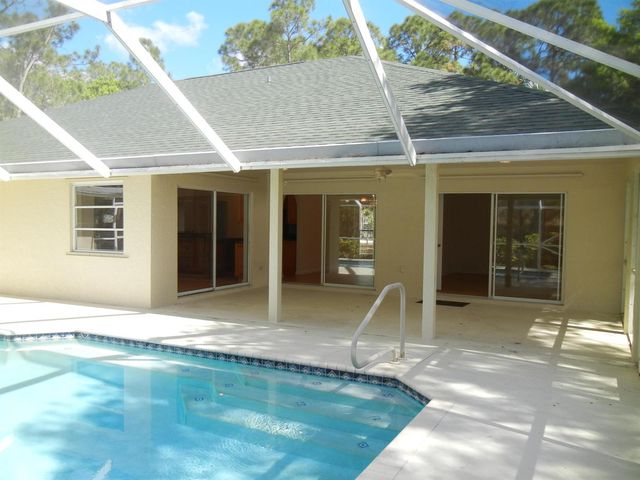 17707 127th Drive N, Jupiter, FL 33478