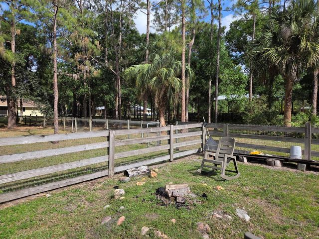 17707 127th Drive N, Jupiter, FL 33478