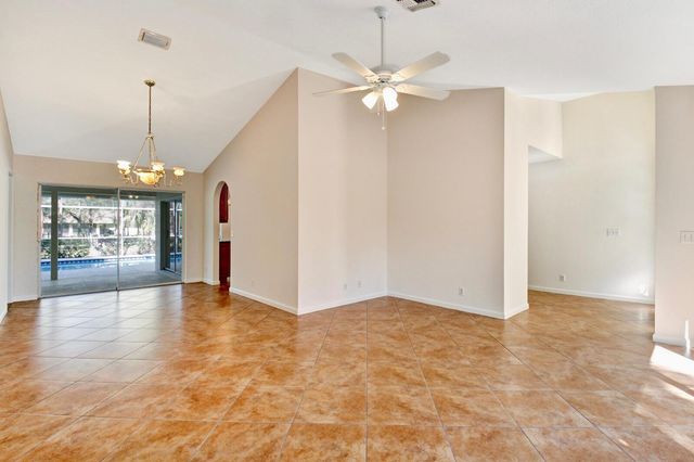 17707 127th Drive N, Jupiter, FL 33478