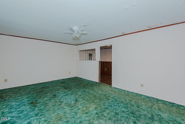 469 Lakeview Avenue, Burlington, NC 27215