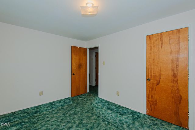469 Lakeview Avenue, Burlington, NC 27215