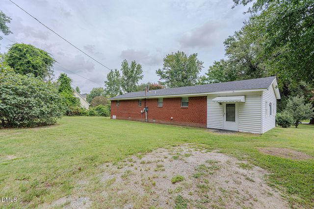 469 Lakeview Avenue, Burlington, NC 27215