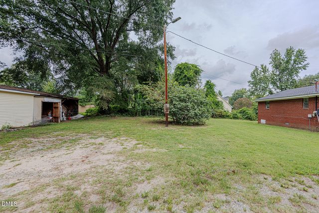 469 Lakeview Avenue, Burlington, NC 27215