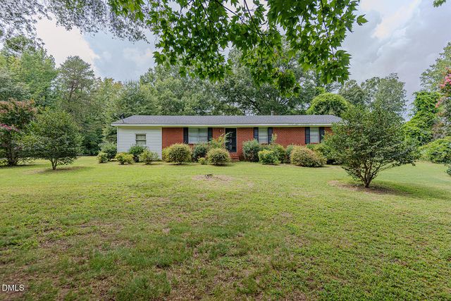 469 Lakeview Avenue, Burlington, NC 27215