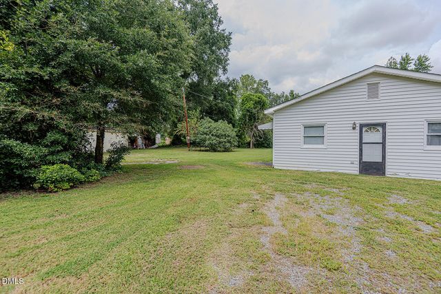 469 Lakeview Avenue, Burlington, NC 27215