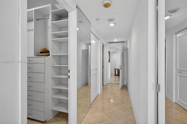 3000 Island Boulevard 2305, Aventura, FL 33160