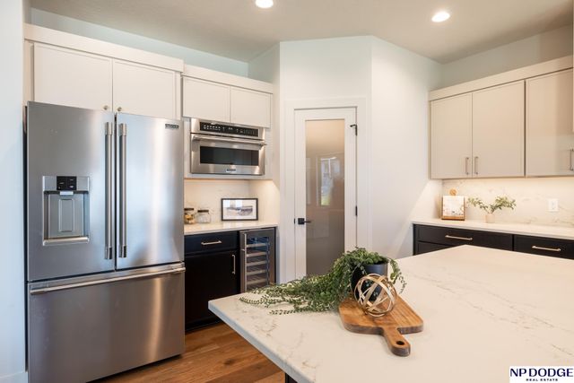 8901 Appaloosa Lane, Lincoln, NE 68520