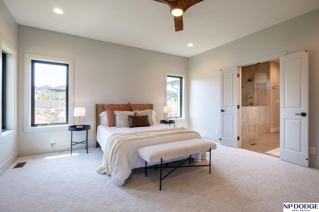 8901 Appaloosa Lane, Lincoln, NE 68520