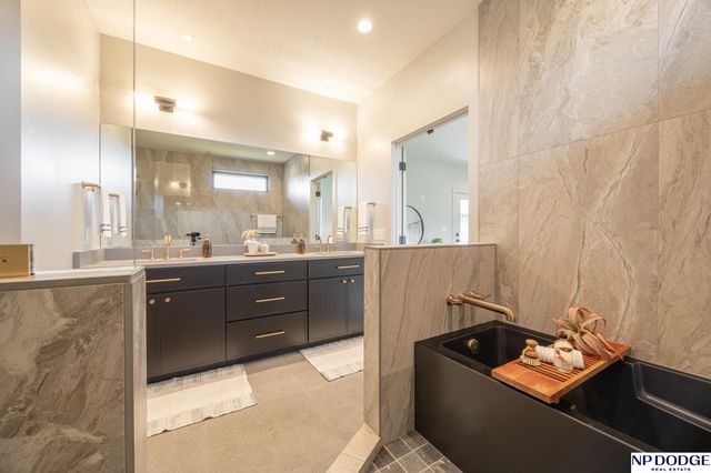 8901 Appaloosa Lane, Lincoln, NE 68520